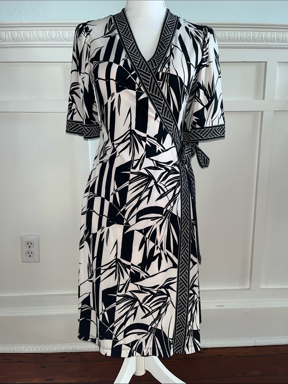 BCBGMaxAzria Black and White Botanical Bamboo Wrap Dress